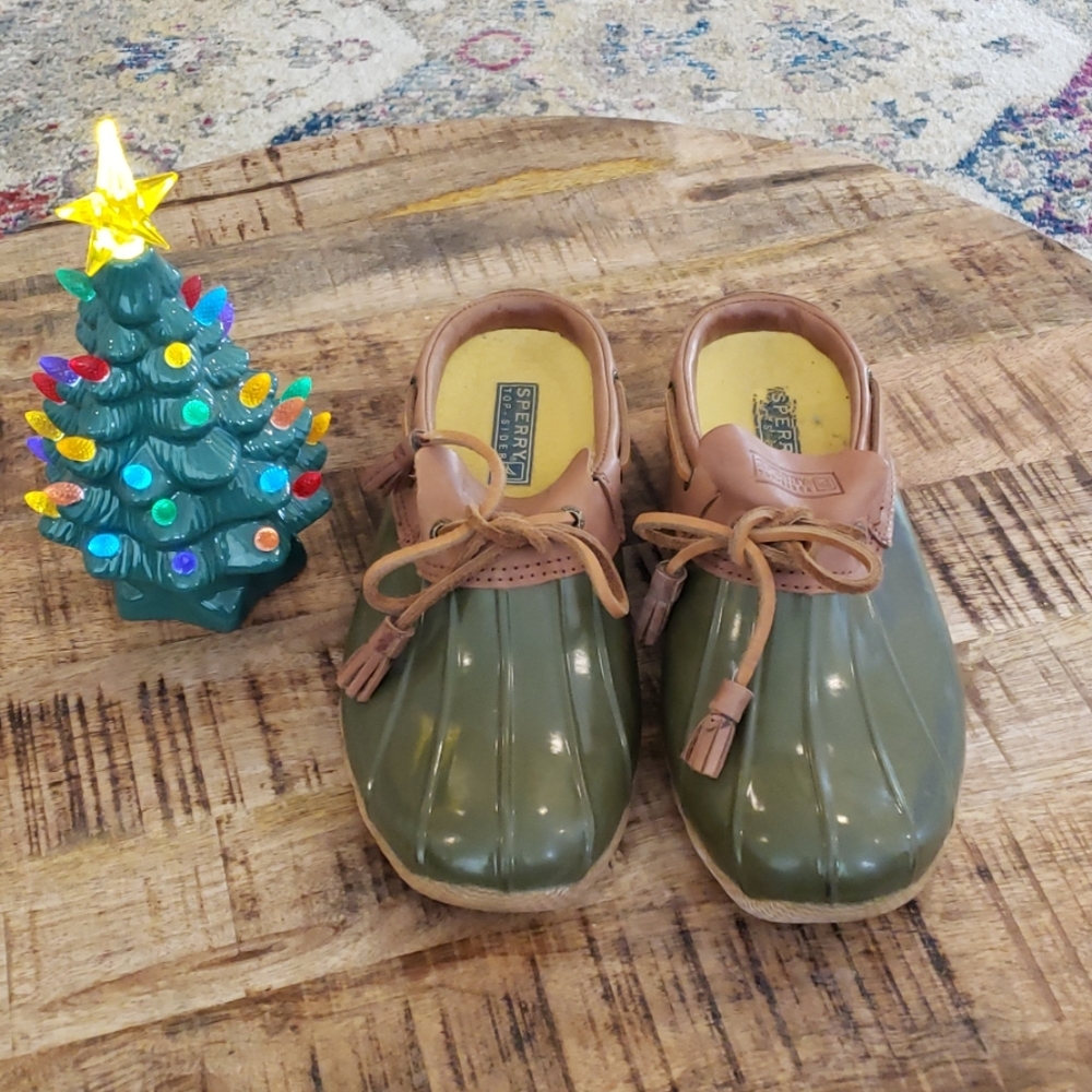 Sperry slip on rain shoes